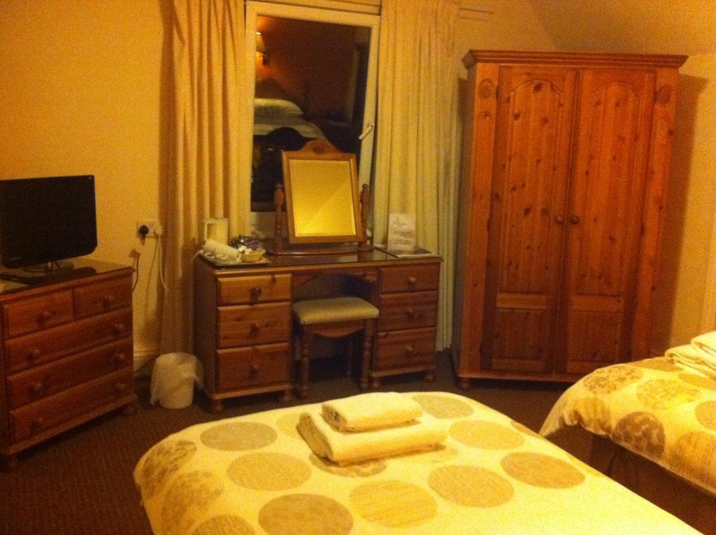 Lisdoonie Hotel Barrow-in-Furness Номер фото