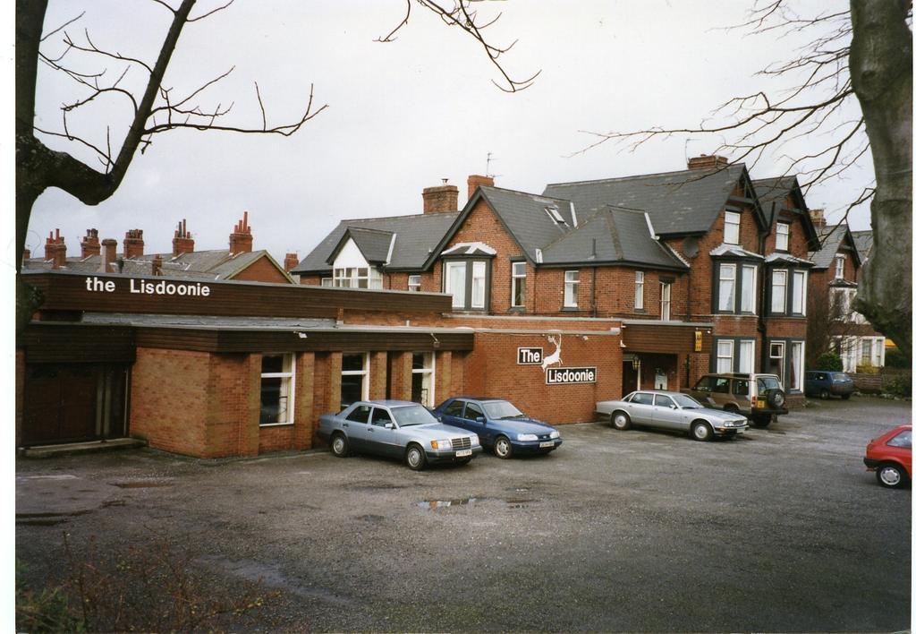 Lisdoonie Hotel Barrow-in-Furness Екстер'єр фото